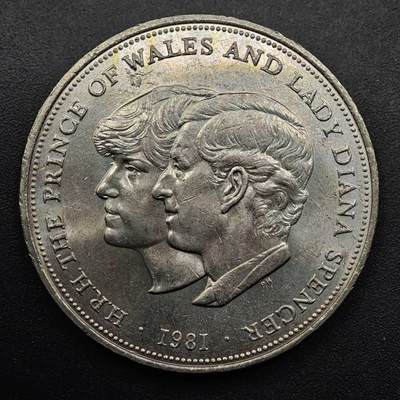 【淘币小摊】限时拍第八百五十八拍  散币场  满百包邮可预留两周  周一统一发货  - 英国1981年戴安娜王妃大婚克朗纪念币