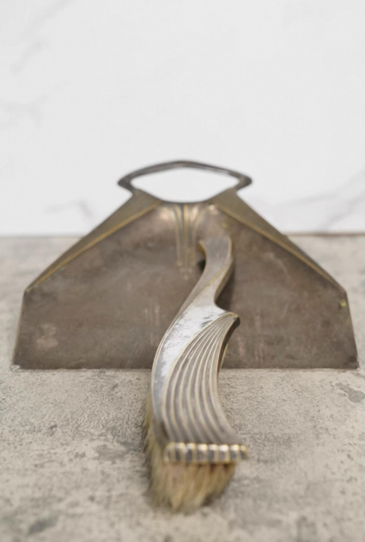 法国跳蚤市场淘到个人闲置法国19世纪法棍欧洲餐桌小刷帚和簸箕餐具专用老面包屑扫把镀银（接受交换朝鲜章）