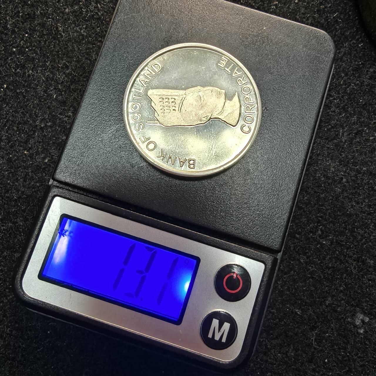 【春节前最后一拍，下一场3.3号】★第139加场★银币专场 不寄存，200包邮。不满200元，支付5元运费。《接受代拍 代送NGC评级》 141【无寄存】苏格兰银行发行的企业定制银质纪念章 重13.1g 直径约32mm