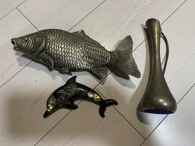 欧洲淘到摆件鱼形状金属名片查架子花瓶挂件一套出（可交换朝鲜苏联勋章奖章） - 欧洲淘到摆件鱼形状金属名片查架子花瓶挂件一套出（可交换朝鲜苏联勋章奖章）