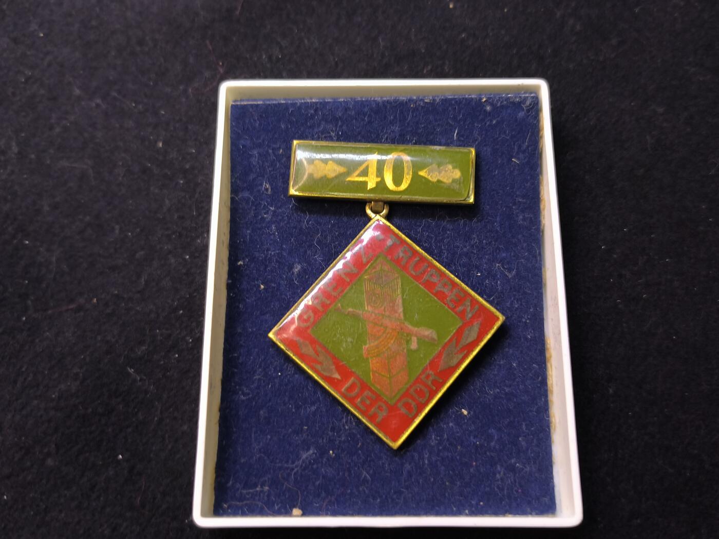 （店主清仓 大量自藏 制服徽章盛宴）罗岚⭐爱藏⭐甄选专拍第五场-分享拍场赚佣（实体经营）