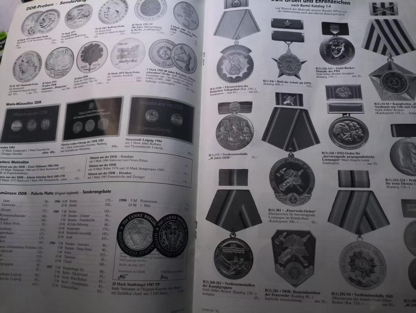 （店主清仓 大量自藏 制服徽章盛宴）罗岚⭐爱藏⭐甄选专拍第五场-分享拍场赚佣（实体经营） 德国钱币勋章书册