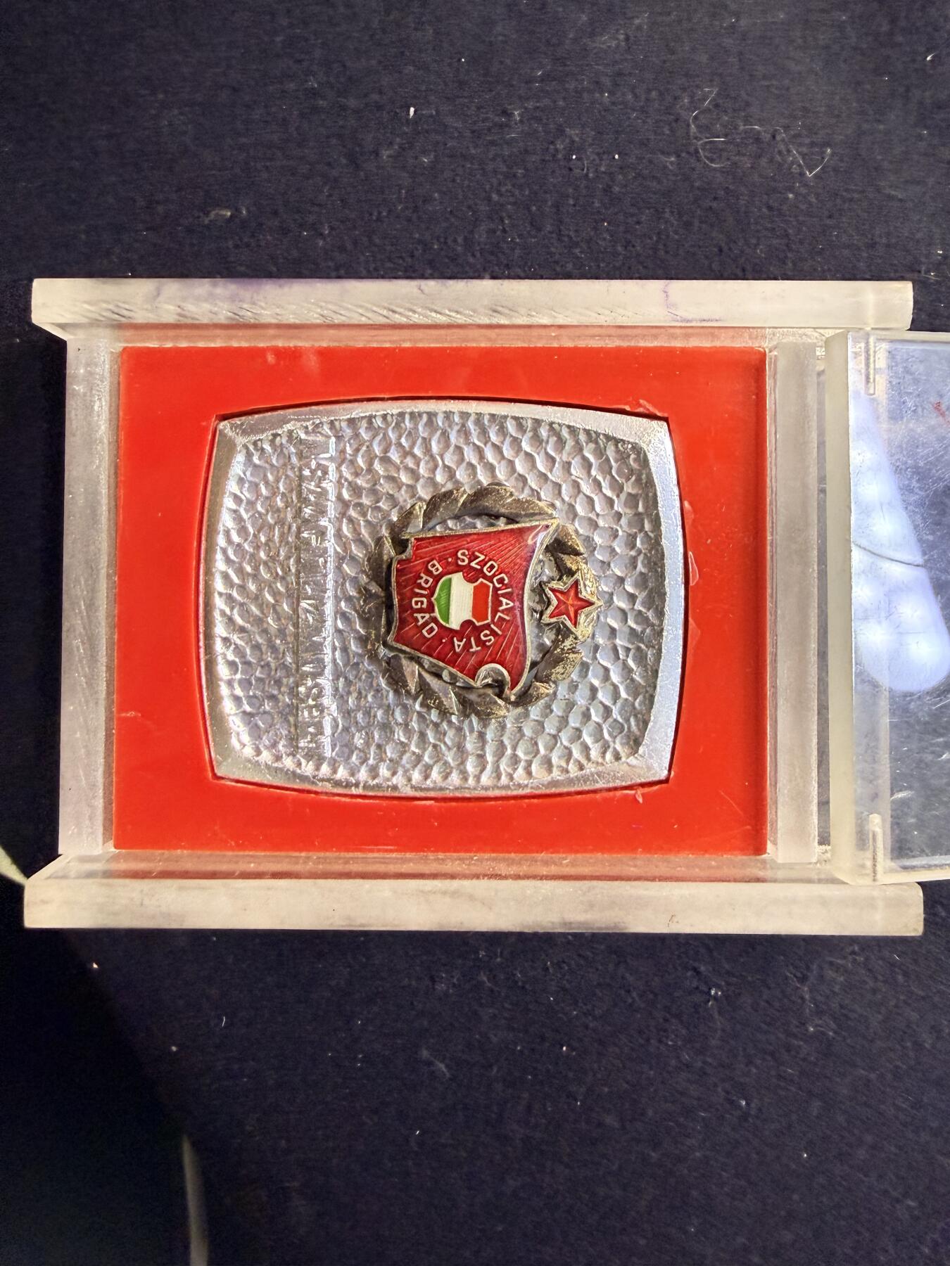 （店主清仓 大量自藏 制服徽章盛宴）罗岚⭐爱藏⭐甄选专拍第五场-分享拍场赚佣（实体经营） 匈牙利人民共和国银级建设旅奖章 集体版大盒