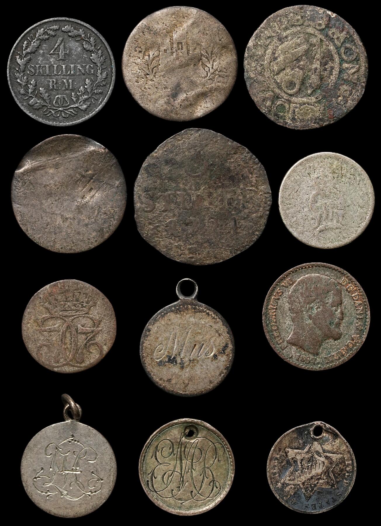 修遠堂世界钱币第103期 世界旧银币一组，品烂，以低银币为主，总重14.01g