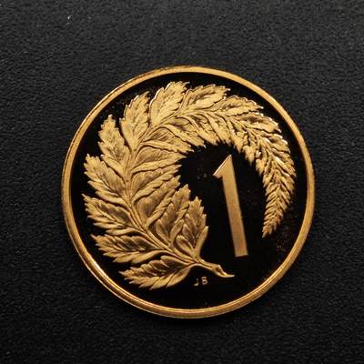 【淘币小摊】限时拍第八百五十八拍  散币场  满百包邮可预留两周  周一统一发货  - 新西兰1981年1分精制铜币