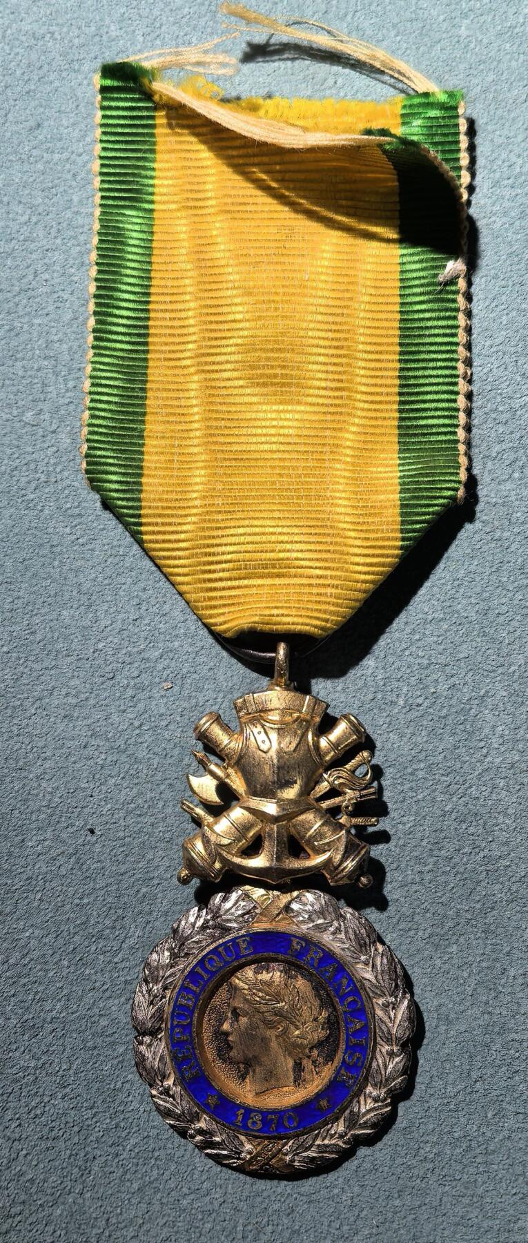 盛世勋华——号角文化勋章邮票专场拍卖第303期 法国军事奖章 五共版 银制 20克 银价400+