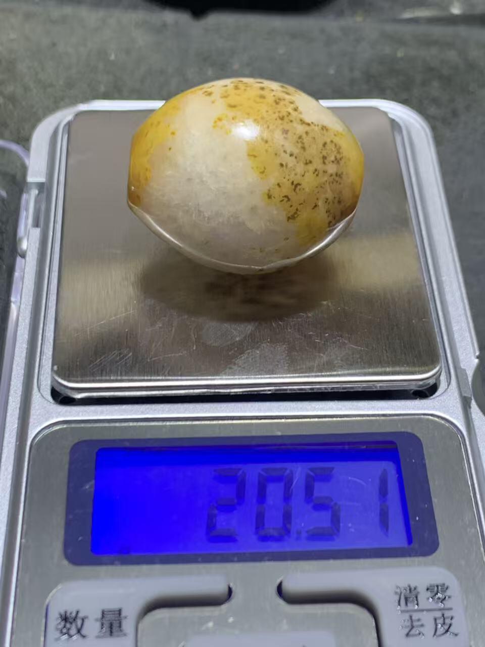 精美冰飘鸡油黄战国红玛瑙随形大桶珠一颗！