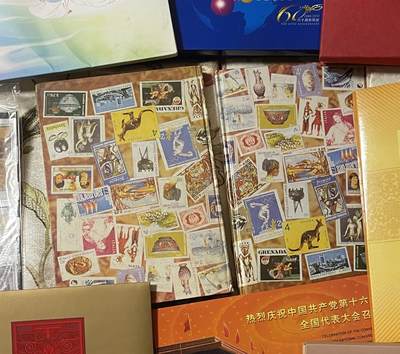 自己90年代收藏的国内欧州邮票两本一起出（可交换朝鲜苏联勋章奖章） - 自己90年代收藏的国内欧州邮票两本一起出（可交换朝鲜苏联勋章奖章）