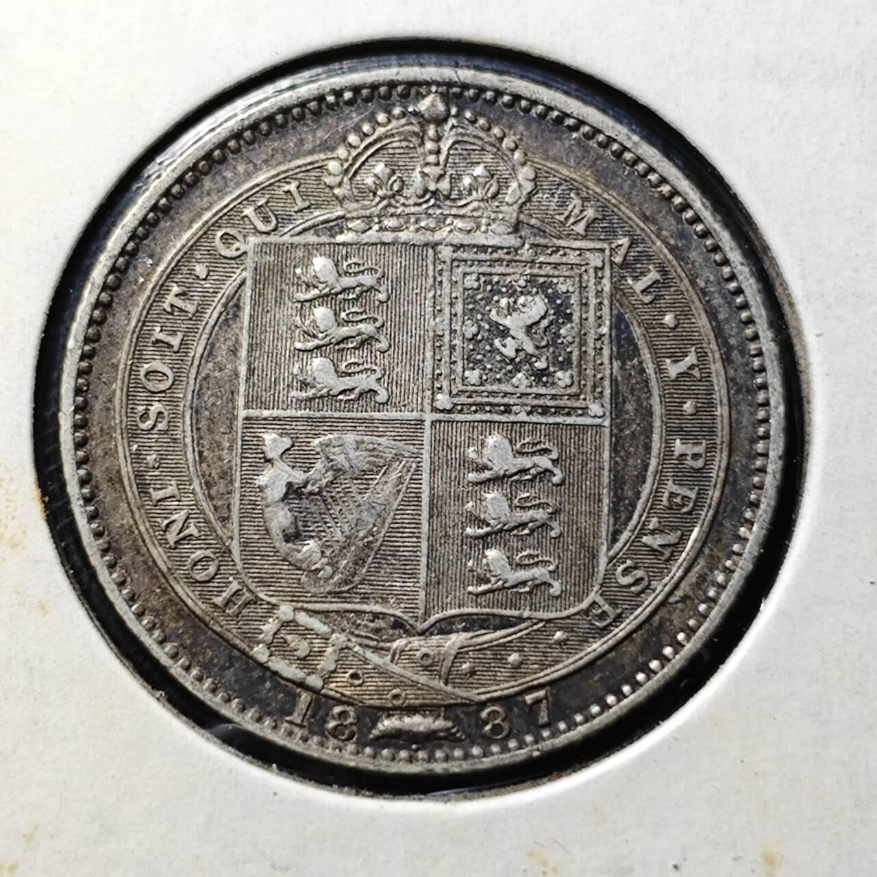 KK钱币收藏小铺  第398期 百期特拍（四拍之二） 2月预留时间 周末发货  1887英国维多利亚女王1先令银币