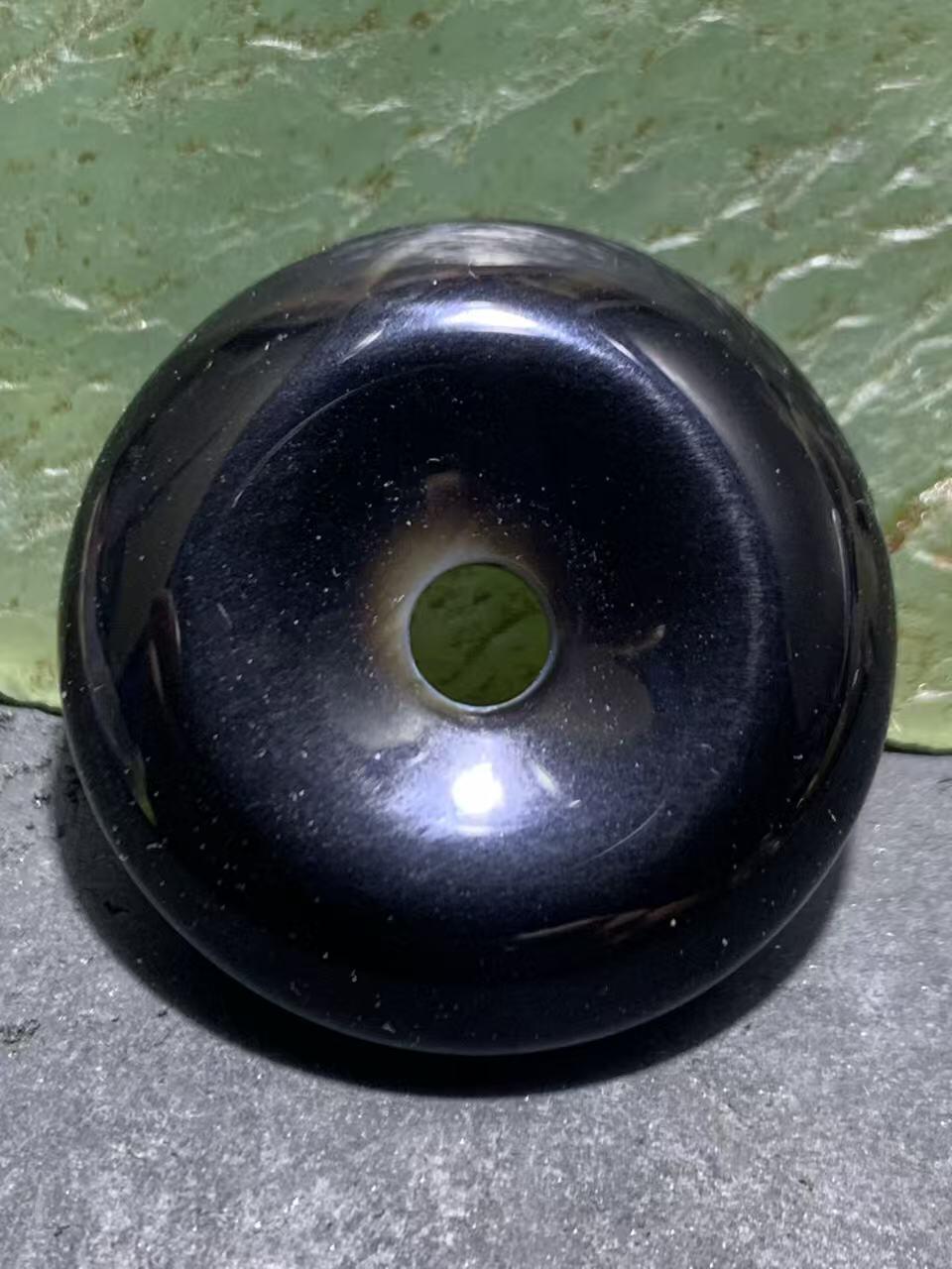 精美药师玛瑙平安扣一个，，