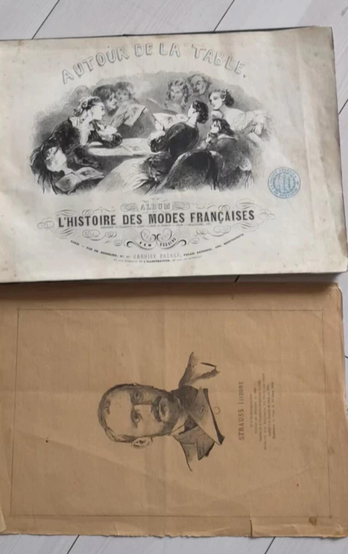 欧洲19世纪法国时尚男女服装设计原版画册老图册书（接受交换朝鲜勋章奖章）