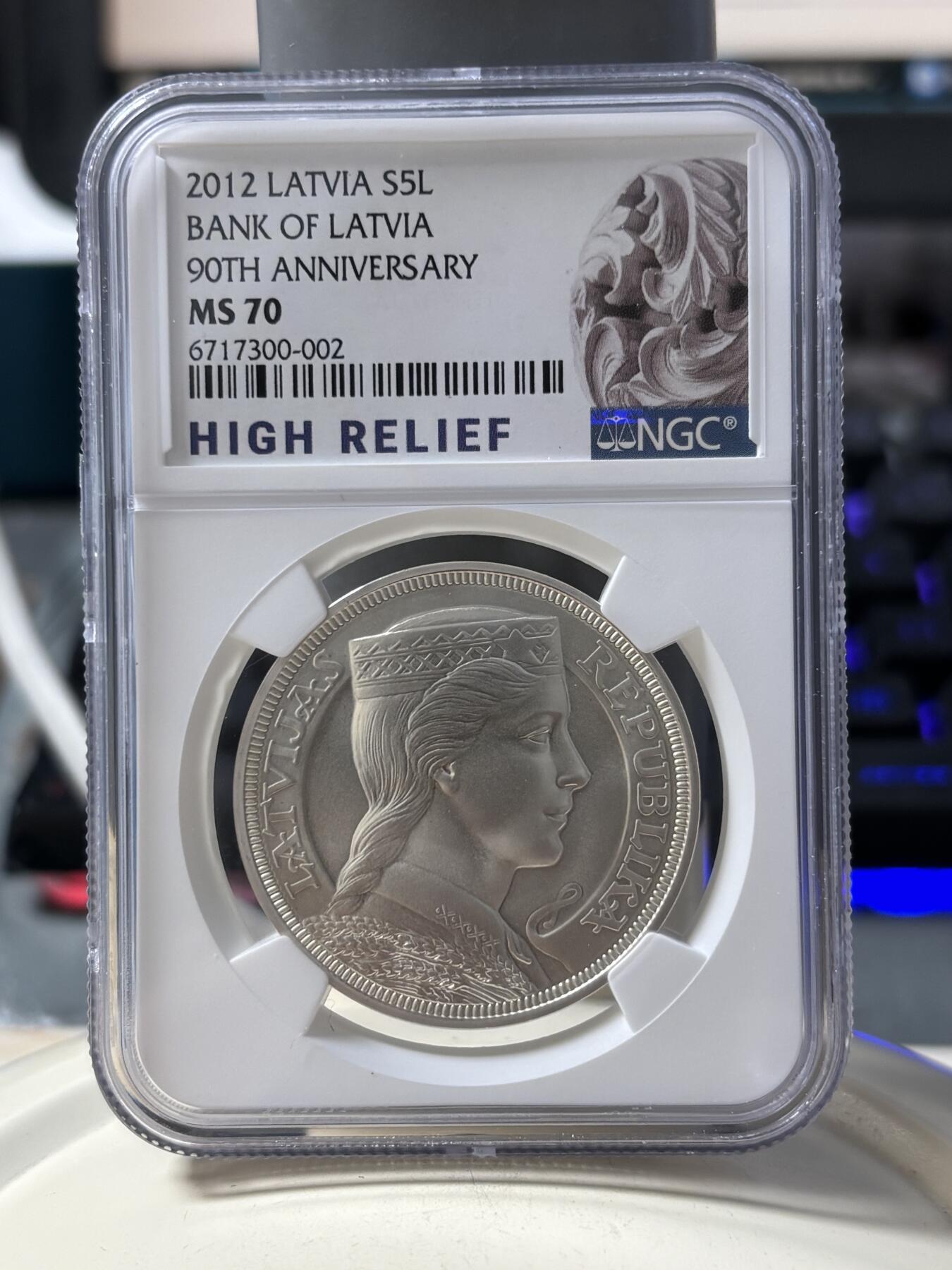 第190期拍卖 2012年拉脱维亚少女女神纪念银币NGC-MS70,925银，25克