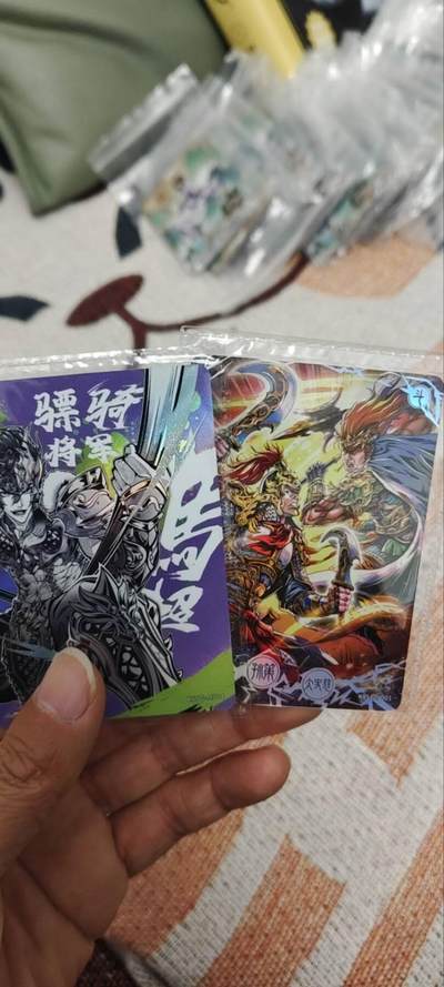 秋原瞳的小店第三十五期（年终大促2/3.进货入册的千万别错过，年味越来越浓了，无限接近快乐的时候那是最快乐的） - 卡游三国名将卡马超➕对决卡张辽一组