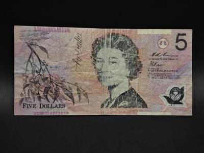 【淘币小摊】实时拍第八百五十九拍   无佣金福利纸币场   满百包邮可预留二周 每周一统一发货   - 澳大利亚5元塑料钞【有折】