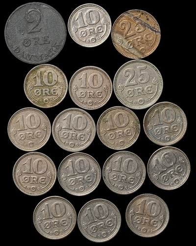 修遠堂世界钱币第103期 - 丹麦旧硬币一组，锌币一枚，其余为铜镍合金