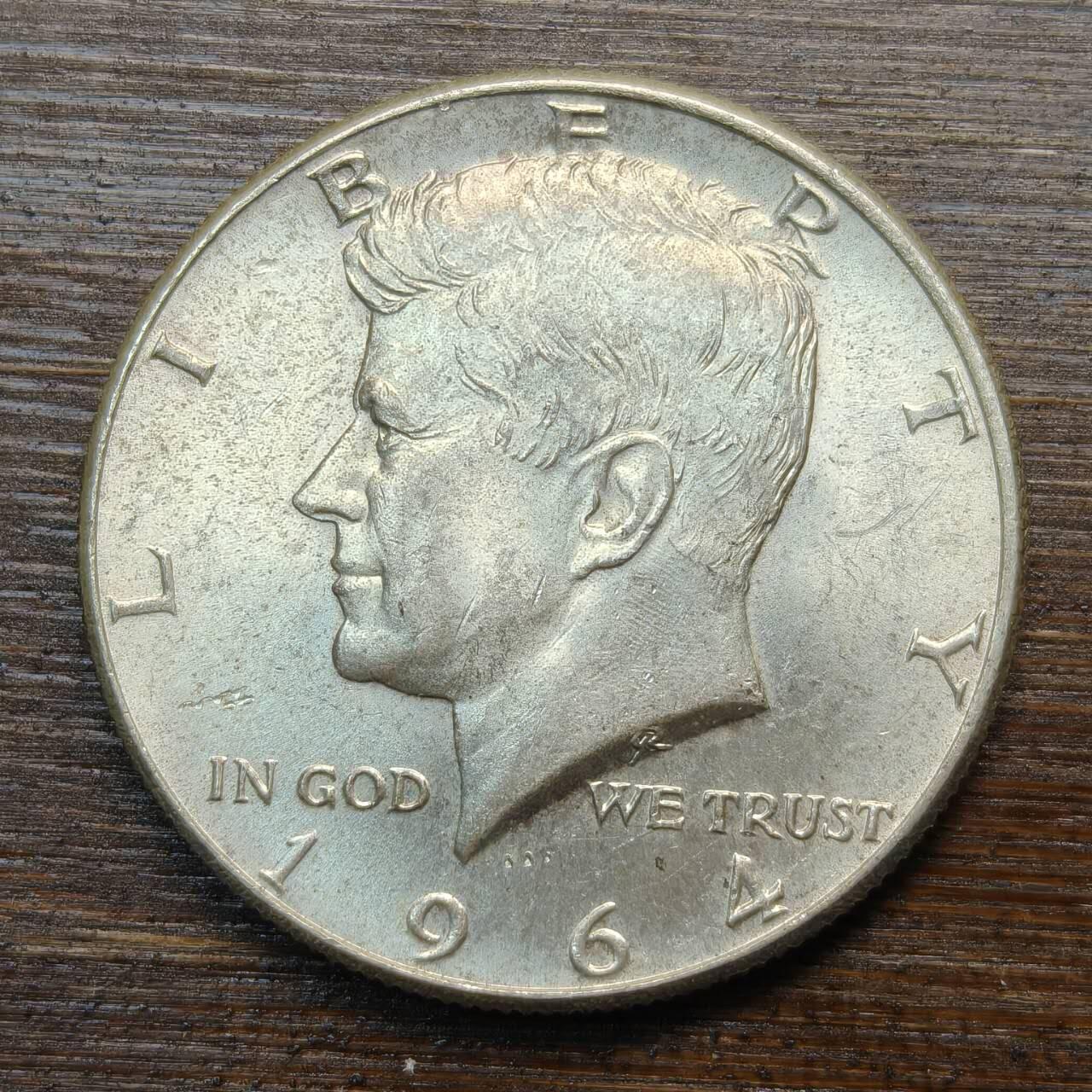 【春节前最后一拍，下一场3.3号】★第139加场★银币专场 不寄存，200包邮。不满200元，支付5元运费。《接受代拍 代送NGC评级》 30【无寄存】美国 1964年 1/2元 肯尼迪 银币