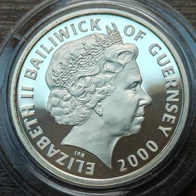 【春节前最后一拍，下一场3.3号】★第139加场★银币专场 不寄存，200包邮。不满200元，支付5元运费。《接受代拍 代送NGC评级》 - 136【无寄存】根西 2000年 王太后诞辰1磅 银币