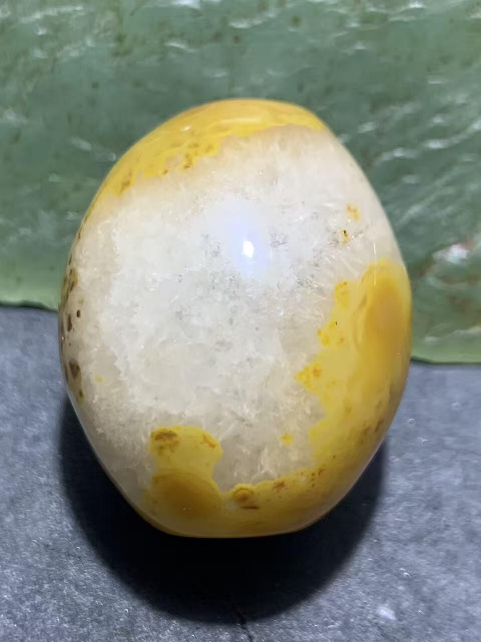 精美冰飘鸡油黄战国红玛瑙随形大桶珠一颗！