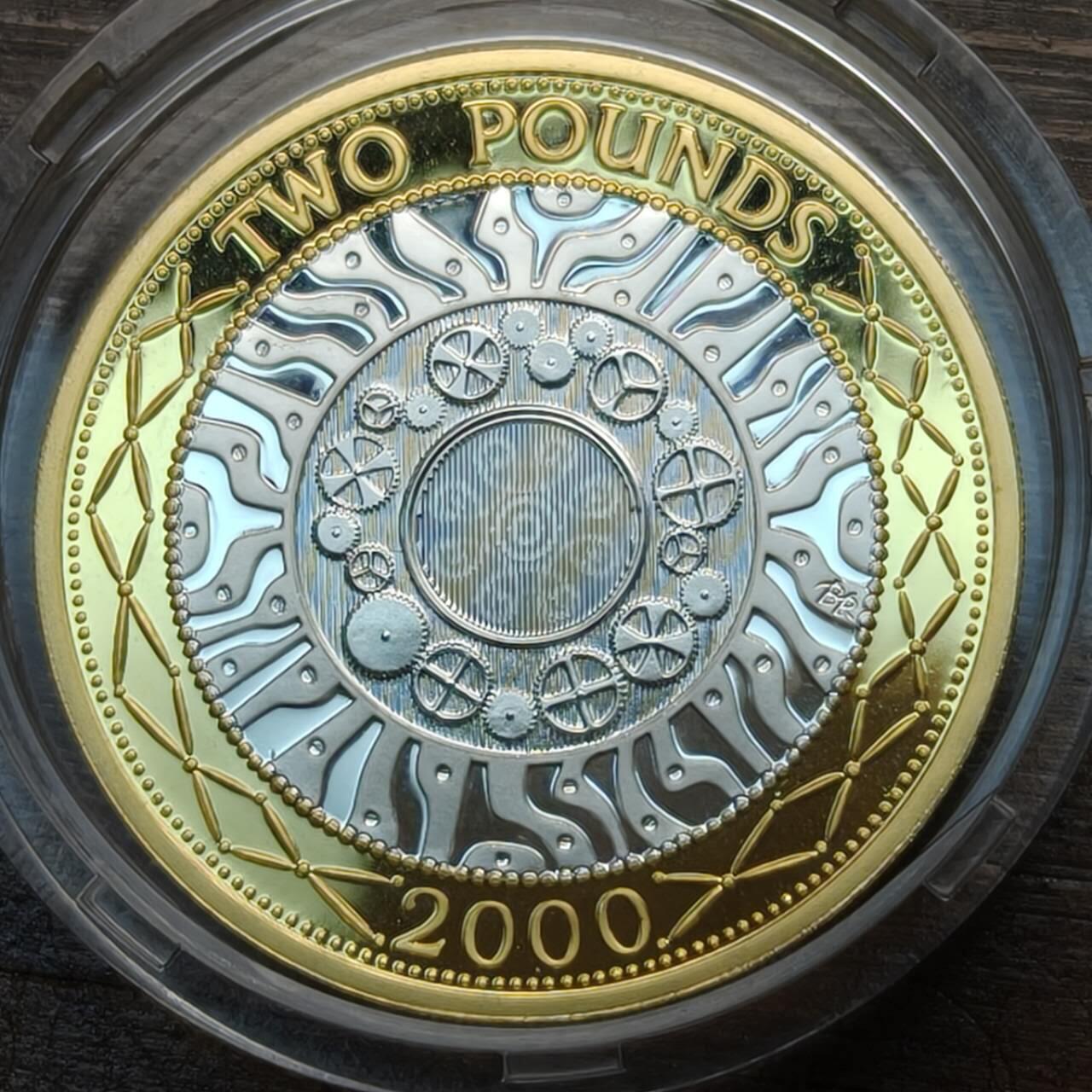 【春节前最后一拍，下一场3.3号】★第139加场★银币专场 不寄存，200包邮。不满200元，支付5元运费。《接受代拍 代送NGC评级》 134【无寄存】英国 2000年 2磅银币 