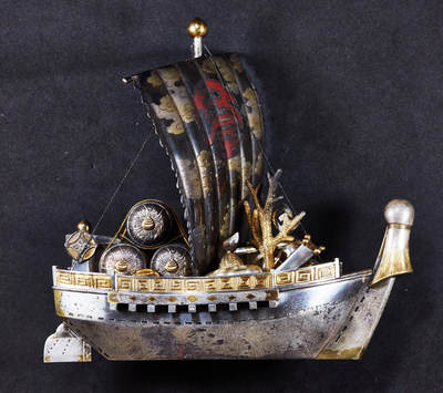 【俄甄集藏】马年新春第一拍 2026年(048)02-25星期三 晚 19:30 全场包邮 - 日本1960年代武比古名家作品传统银质鎏金宝船摆件，高：150mm，长：165mm，宽：65mm，重量：457.1克，925银，纯手工制作，工艺复杂，全品难得