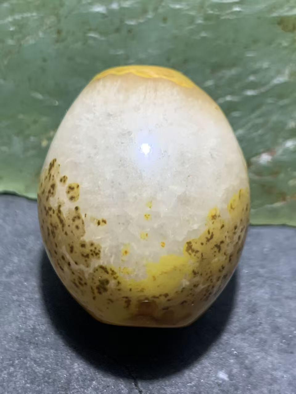 精美冰飘鸡油黄战国红玛瑙随形大桶珠一颗！