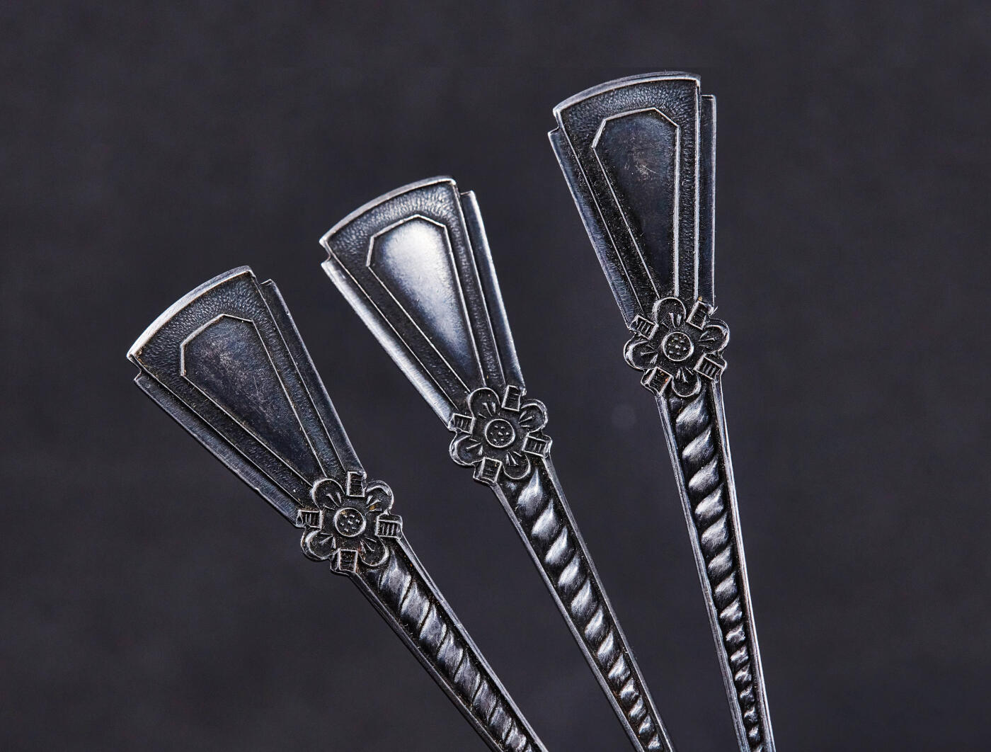 【俄甄集藏】马年新春第一拍 2026年(048)02-25星期三 晚 19:30 全场包邮