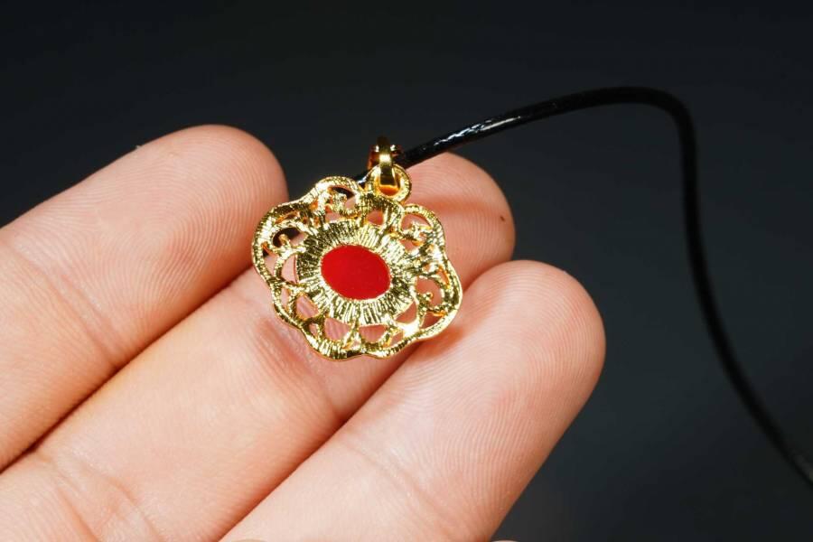 上海都达杂项专场十八（全场包邮） 天然镀金如意锁嵌红玛瑙蛋面挂件 附鉴定证书