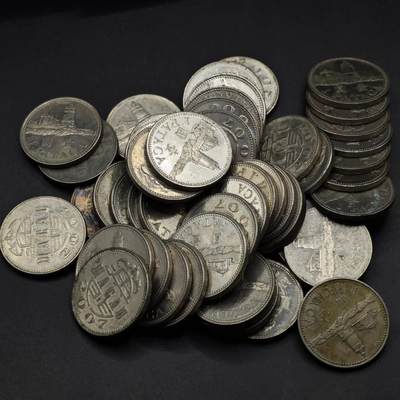 【淘币小摊】限时拍第八百五十八拍  散币场  满百包邮可预留两周  周一统一发货  - 澳门灯塔壹圆50枚