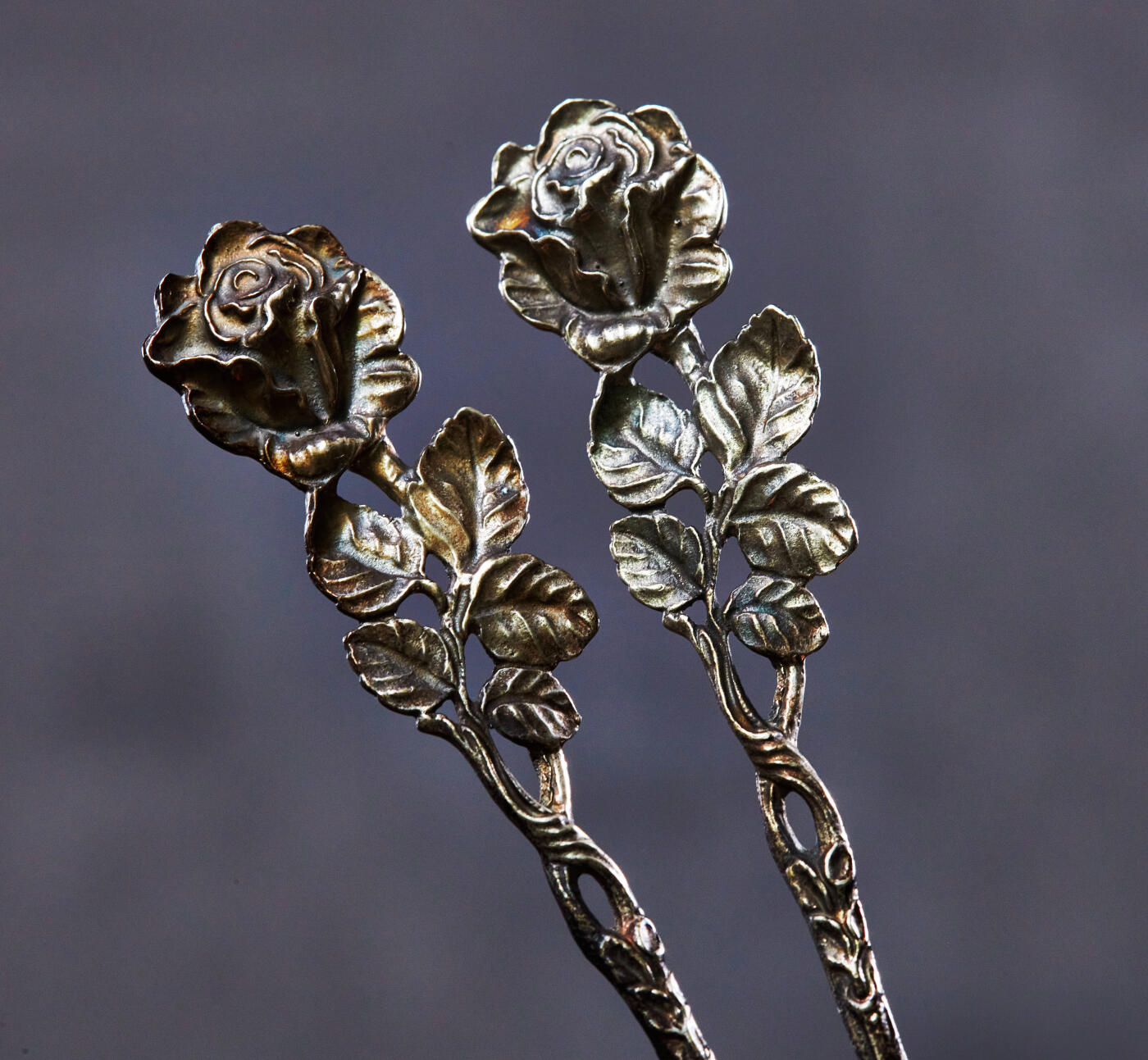 【俄甄集藏】马年新春第一拍 2026年(048)02-25星期三 晚 19:30 全场包邮 德国1970年代著名克里斯多夫·韦德曼银器公司出品“希尔德斯海姆”玫瑰柄经典设计银勺6支一套，原盒，单体长：109mm，总重量：53克，835银，保存完好