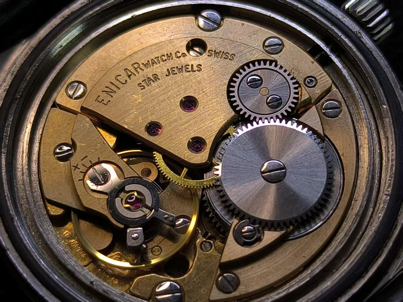 （店主清仓 大量自藏 制服徽章盛宴）罗岚⭐爱藏⭐甄选专拍第五场-分享拍场赚佣（实体经营） 瑞士英格纳腕表—红宝石轴承 搭载Cal. 2375系列自动上链机械机芯（广泛用于军用、航空领域） 拥有当时中高端腕表所具备的双向自动上链系统和防磁设计   已洗油保养功能完好走时准