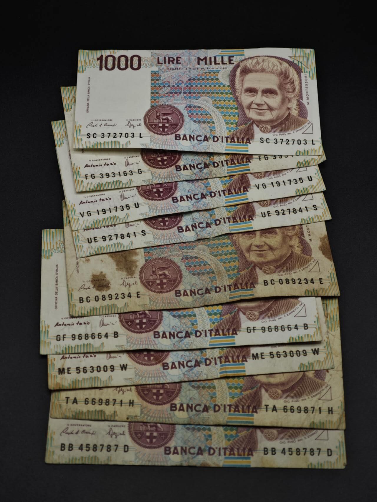 【淘币小摊】实时拍第八百五十九拍   无佣金福利纸币场   满百包邮可预留二周 每周一统一发货   意大利1000里拉纸币9张【有折】