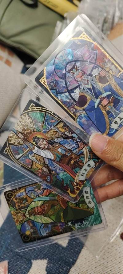 秋原瞳的小店第三十五期（年终大促2/3.进货入册的千万别错过，年味越来越浓了，无限接近快乐的时候那是最快乐的） - 卡游三国艺术家彩窗一套齐3张