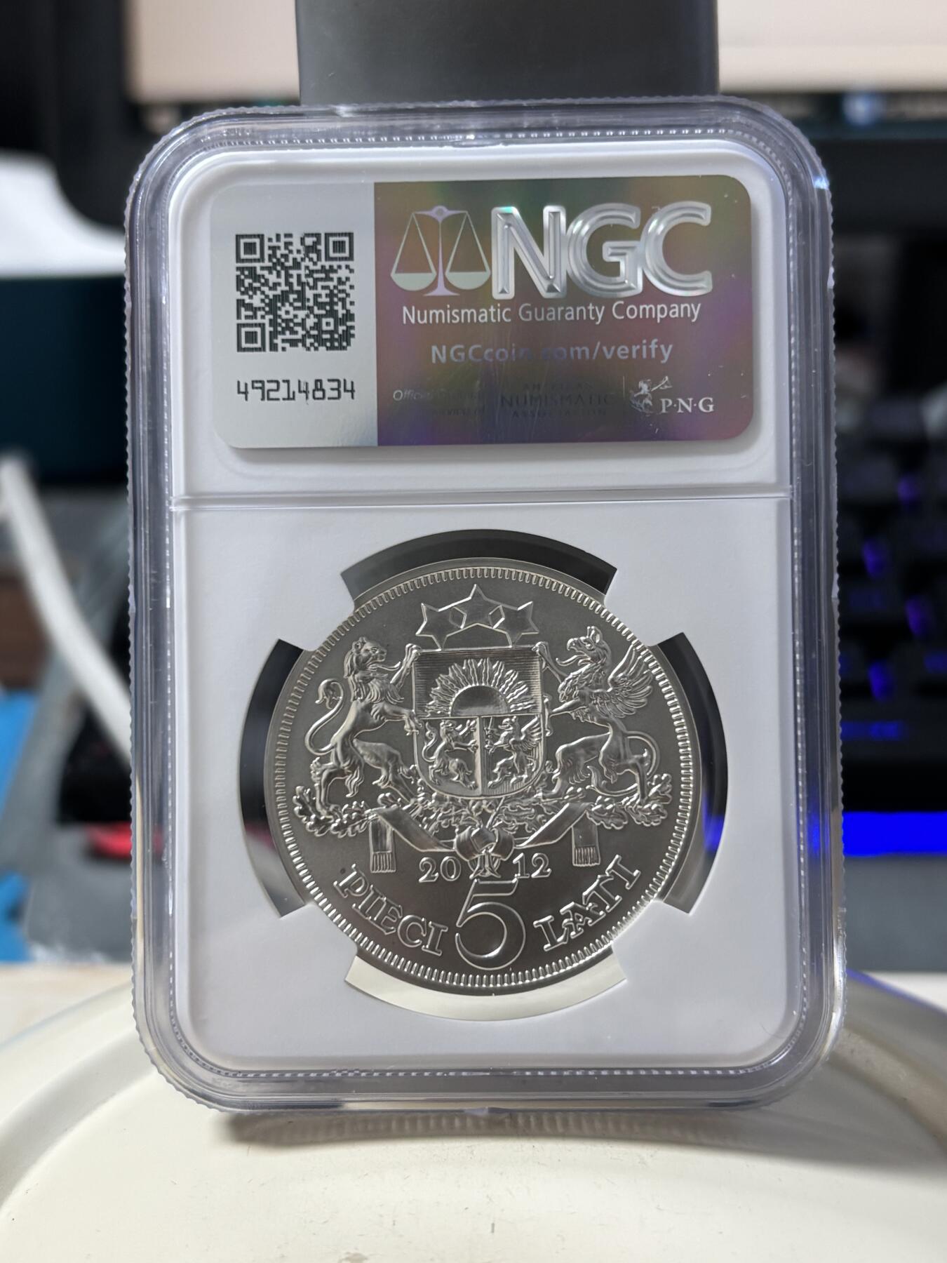 第190期拍卖 2012年拉脱维亚少女女神纪念银币NGC-MS70,925银，25克