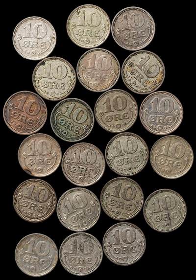 修遠堂世界钱币第103期 - 丹麦克里斯蒂安十世时期10欧尔银币一组，总重29.95g，含银40%