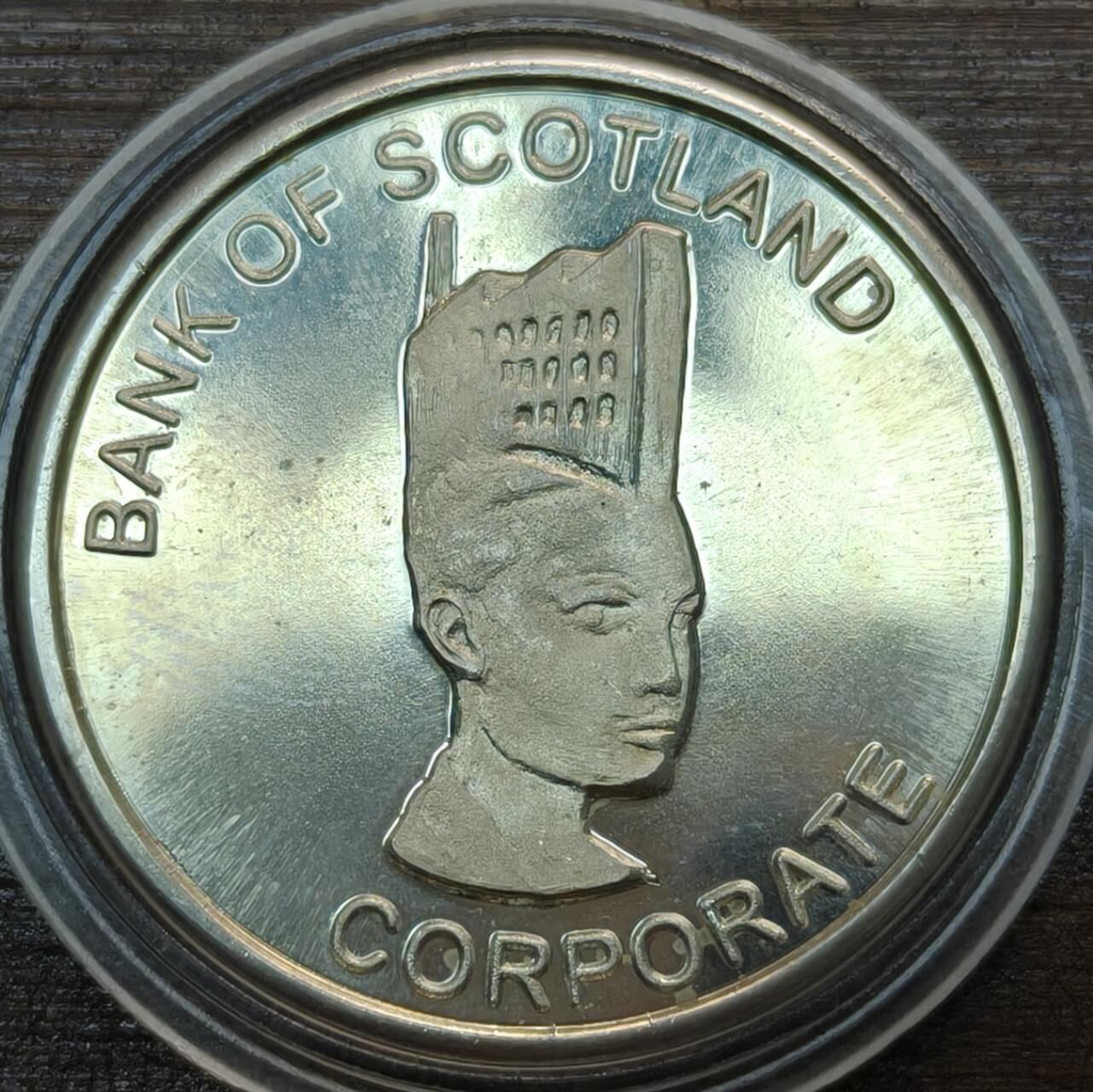 【春节前最后一拍，下一场3.3号】★第139加场★银币专场 不寄存，200包邮。不满200元，支付5元运费。《接受代拍 代送NGC评级》 141【无寄存】苏格兰银行发行的企业定制银质纪念章 重13.1g 直径约32mm