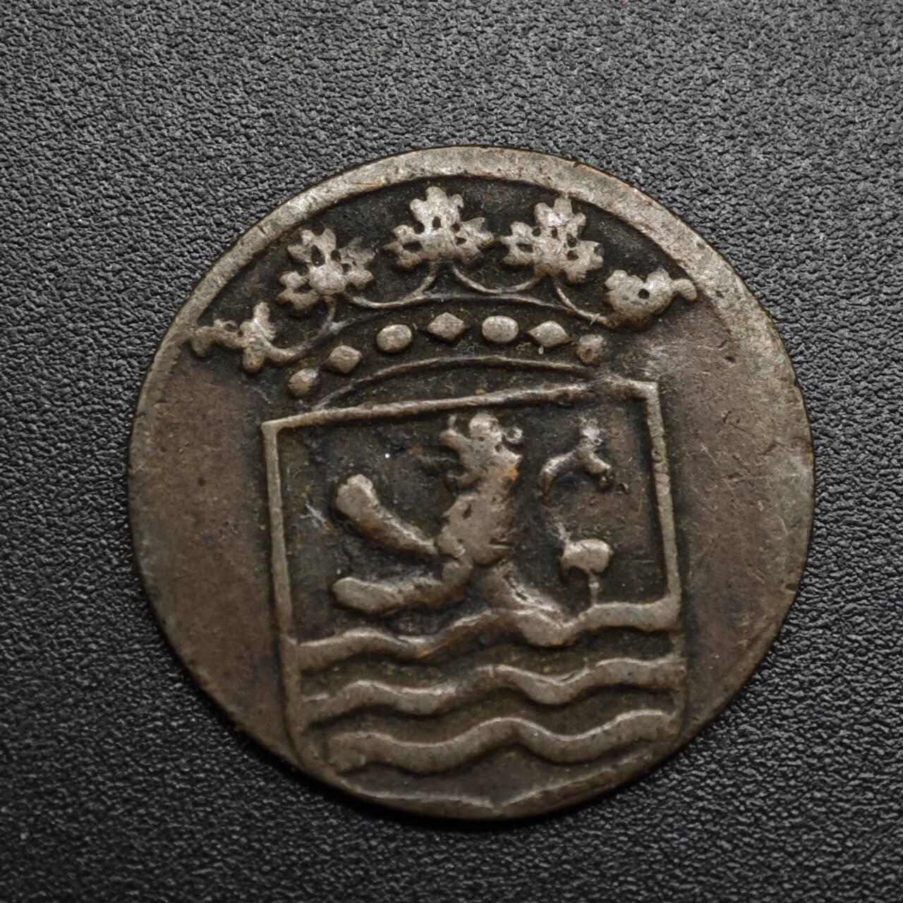 【淘币小摊】限时拍第八百六十拍  老铜币场  满百包邮可预留两周  周一统一发货  荷属东印度1764年铜币