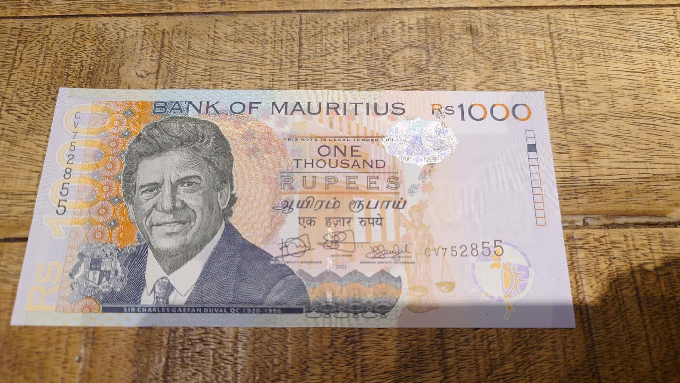 【新年十二拍】世界钱币～微拍第233期暨2026年第12期  多款老库存低价起拍