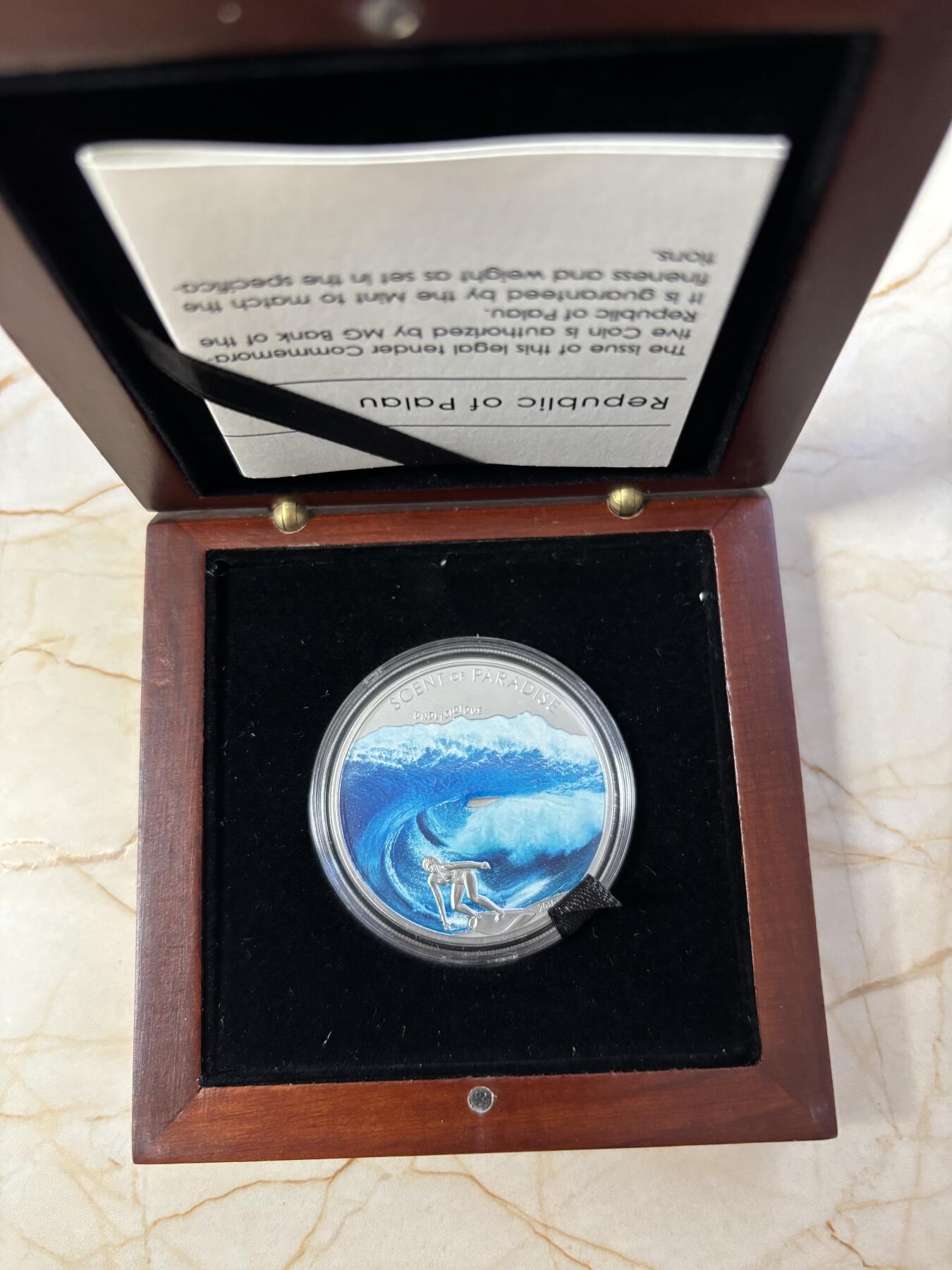 第190期拍卖 获奖帕劳2010年海浪的味道冲浪彩色纪念银币，925银，25克，发行量2500枚，