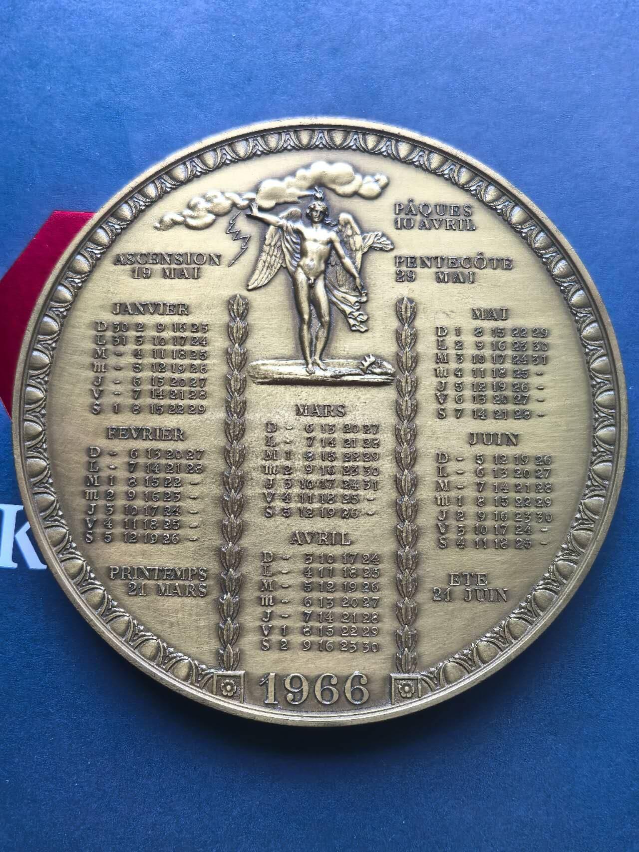 铜章专场 1966年法国日历大铜章，94mm
