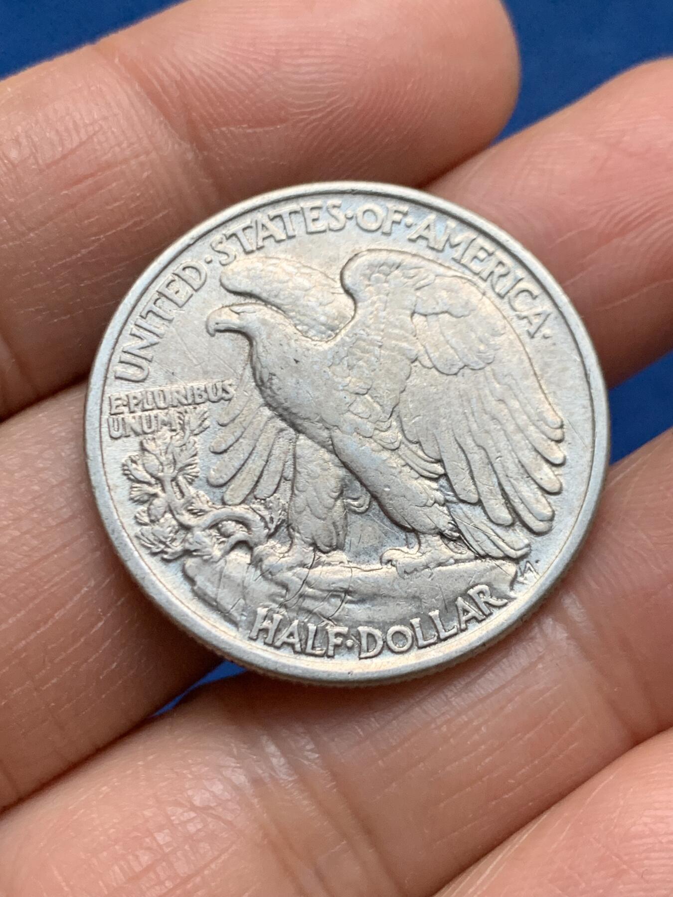 《竞宝斋》第463-465场 周日，周一，周二，3场连拍 （全场包邮）欢迎送拍 美国1943年行走女神半美元银币，12.4克，900银