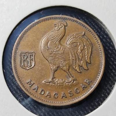 KK钱币收藏小铺  第398期 百期特拍（四拍之二） 2月预留时间 周末发货 -  1943法属马达加斯加50分小公鸡铜币