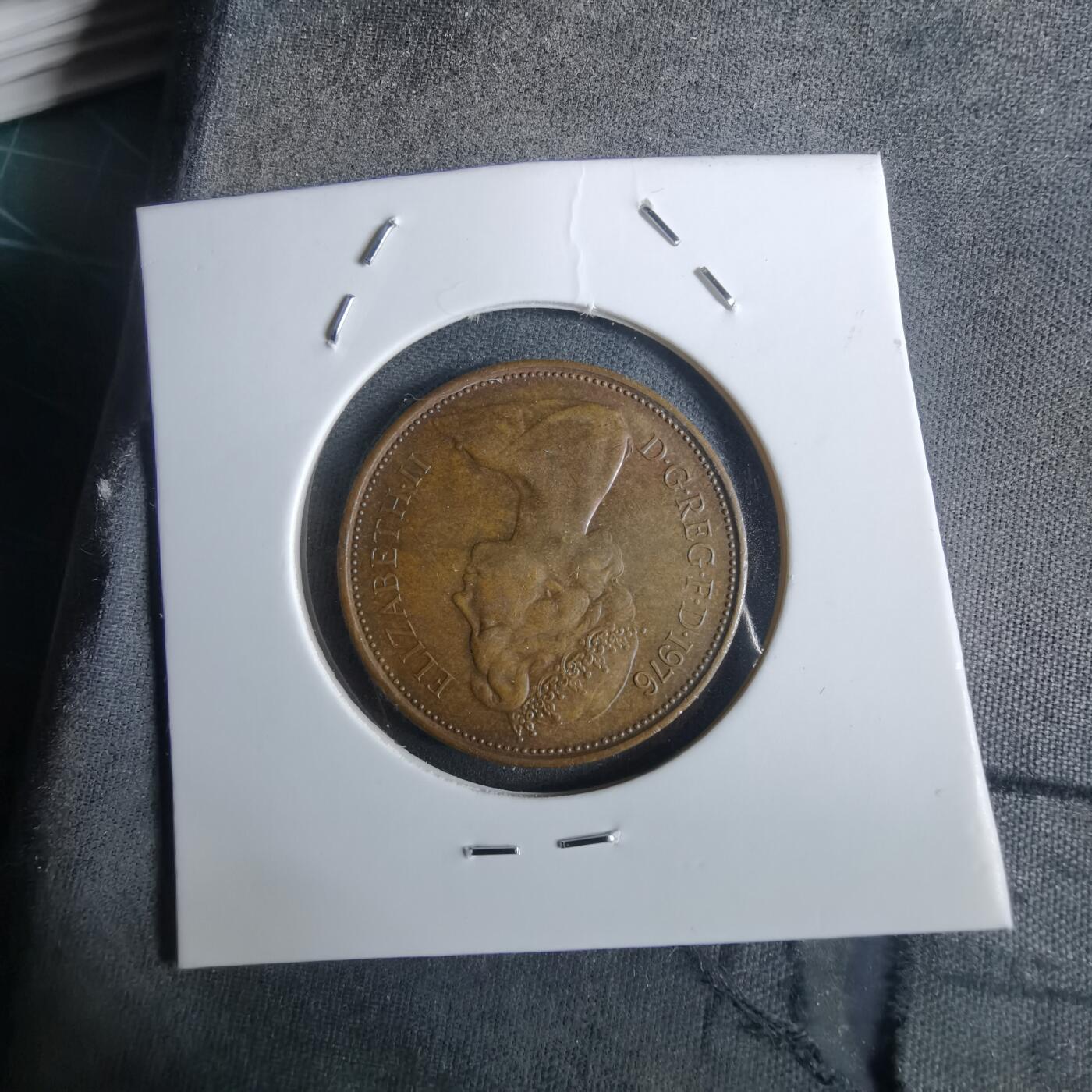 沼泽如烟--第982场 英国1976年2便士