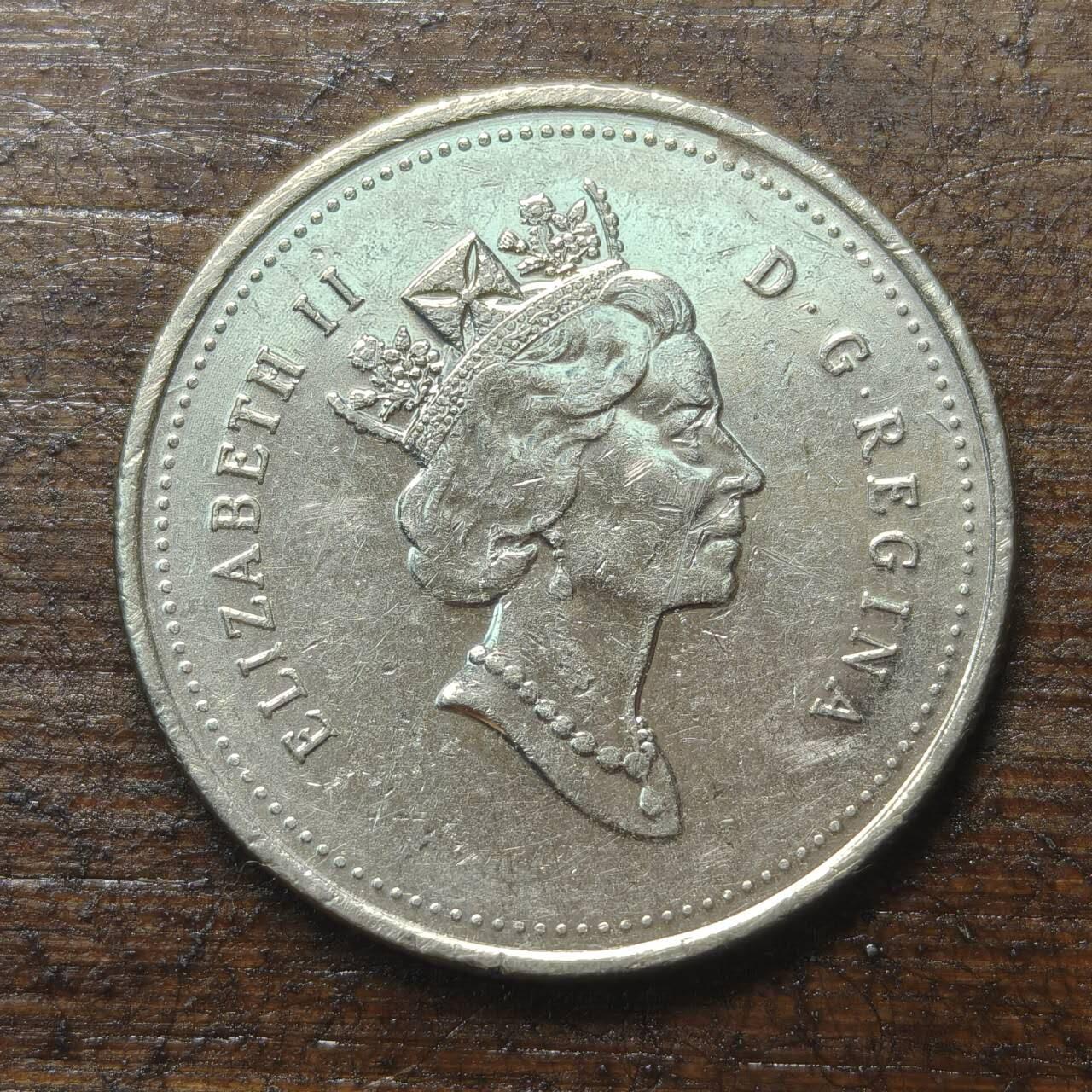 【铜匠收藏】★第143★散币专场 不寄存，30包邮。不满30元，支付5元运费。《接受代拍 代送NGC评级》 17【无寄存】加拿大 1994年 25分 