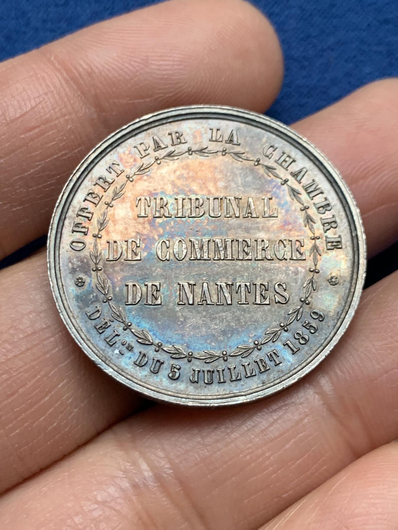 《竞宝斋》第463-465场 周日，周一，周二，3场连拍 （全场包邮）欢迎送拍 法国1859年南特商会银章 蜜蜂银标 13.37克 31mm