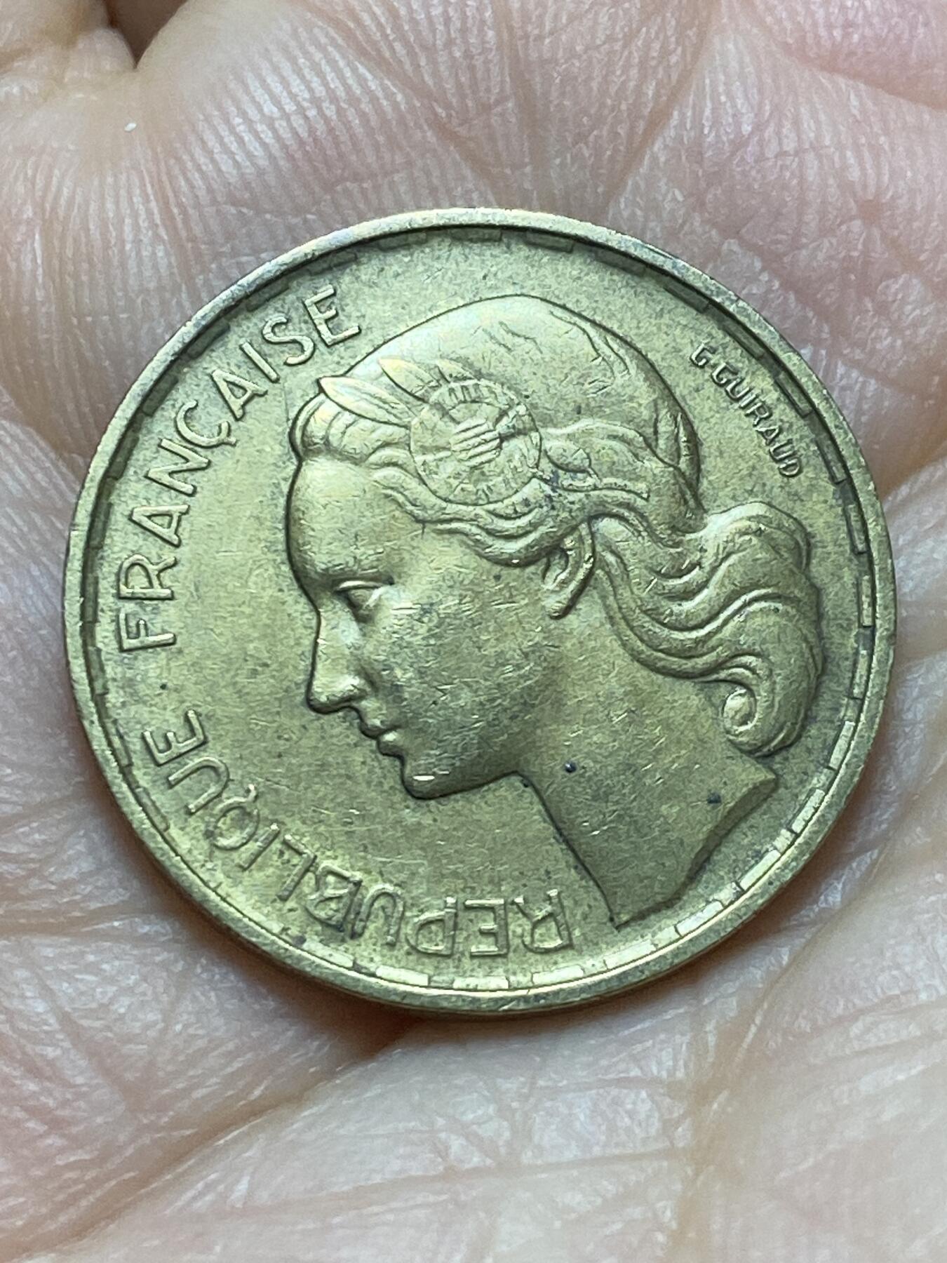 2026年第十七场(总第一百八十六场）外国好品散币场(免佣金) 法兰西第四共和国1952年20法郎