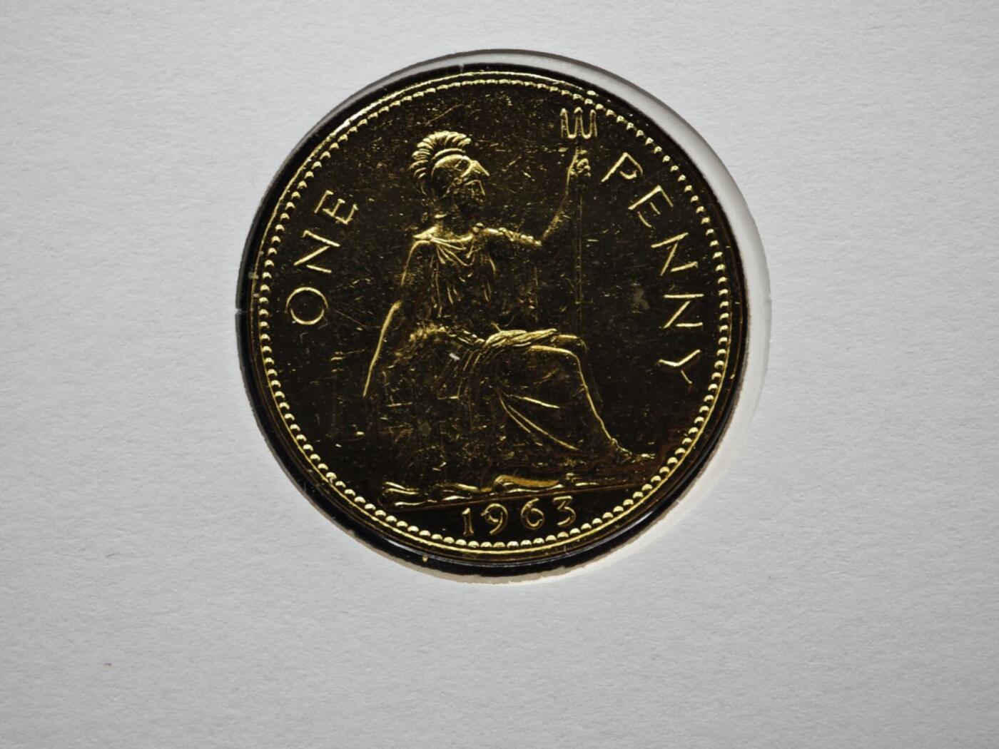 【淘币小摊】限时拍第八百六十二拍  克朗币邮币封场  满百包邮可预留两周  周一统一发货  英国1963年伊丽莎白二世一便士镀金铜币邮币封