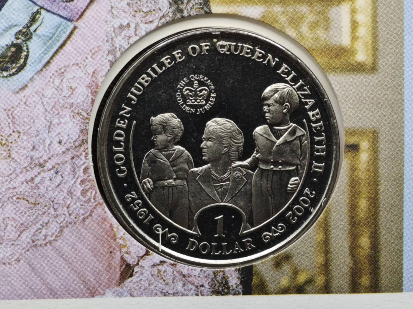 【淘币小摊】限时拍第八百六十二拍  克朗币邮币封场  满百包邮可预留两周  周一统一发货  塞拉利昂2002年女王登基金禧1元纪念币邮币封