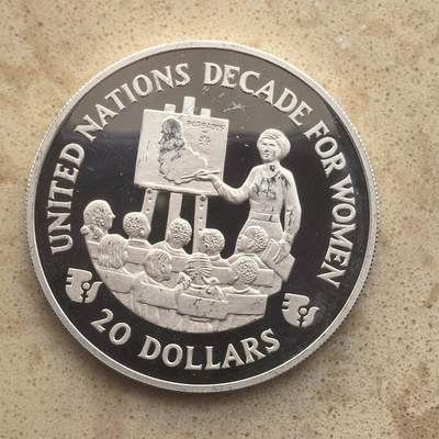 道一币馆币章第一百六十五场 - 巴巴多斯1985年保障妇女权益20元精制银币 23.33g 925s 1633