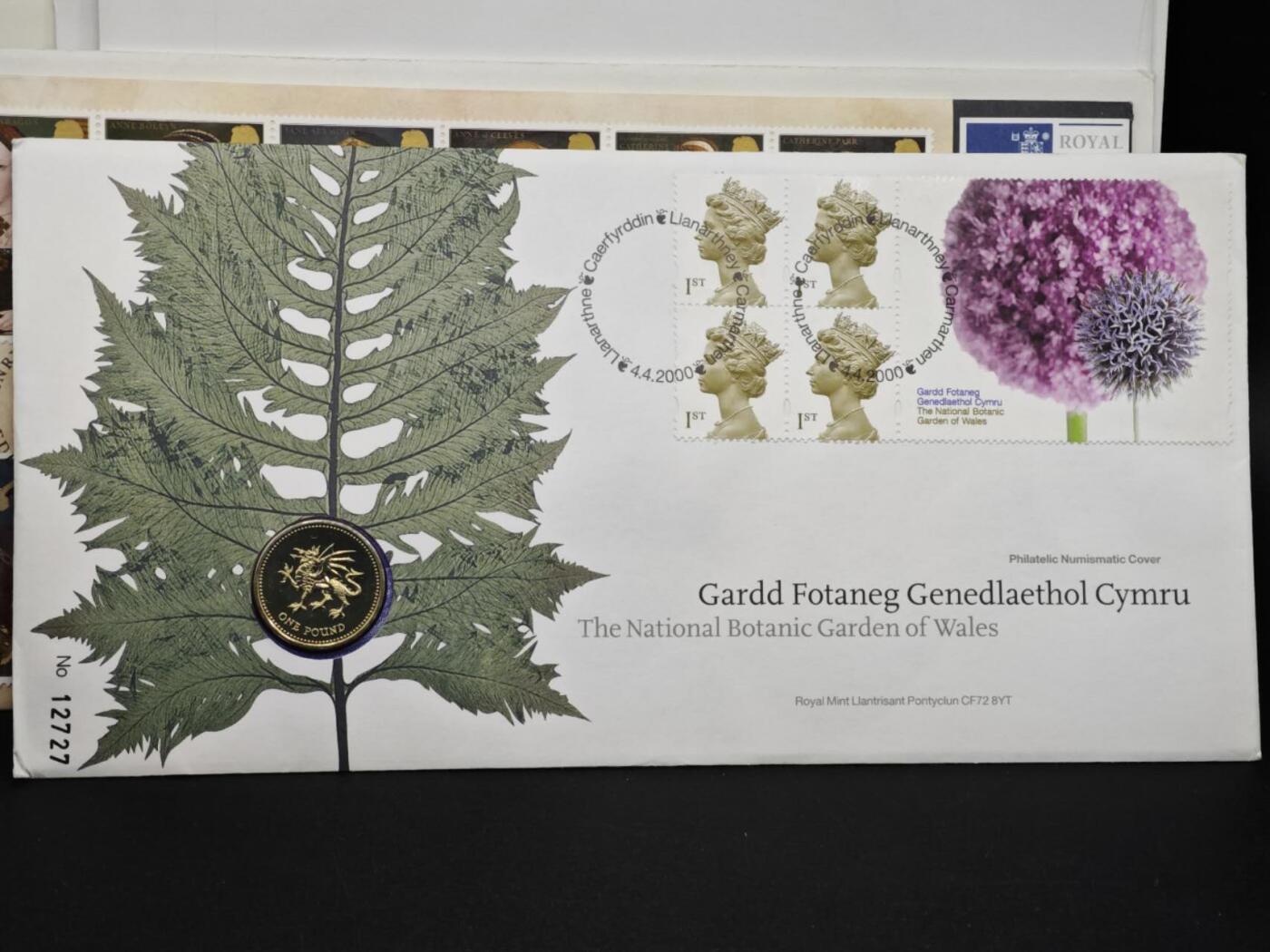 【淘币小摊】限时拍第八百六十二拍  克朗币邮币封场  满百包邮可预留两周  周一统一发货  英国2000年一镑铜币邮币封