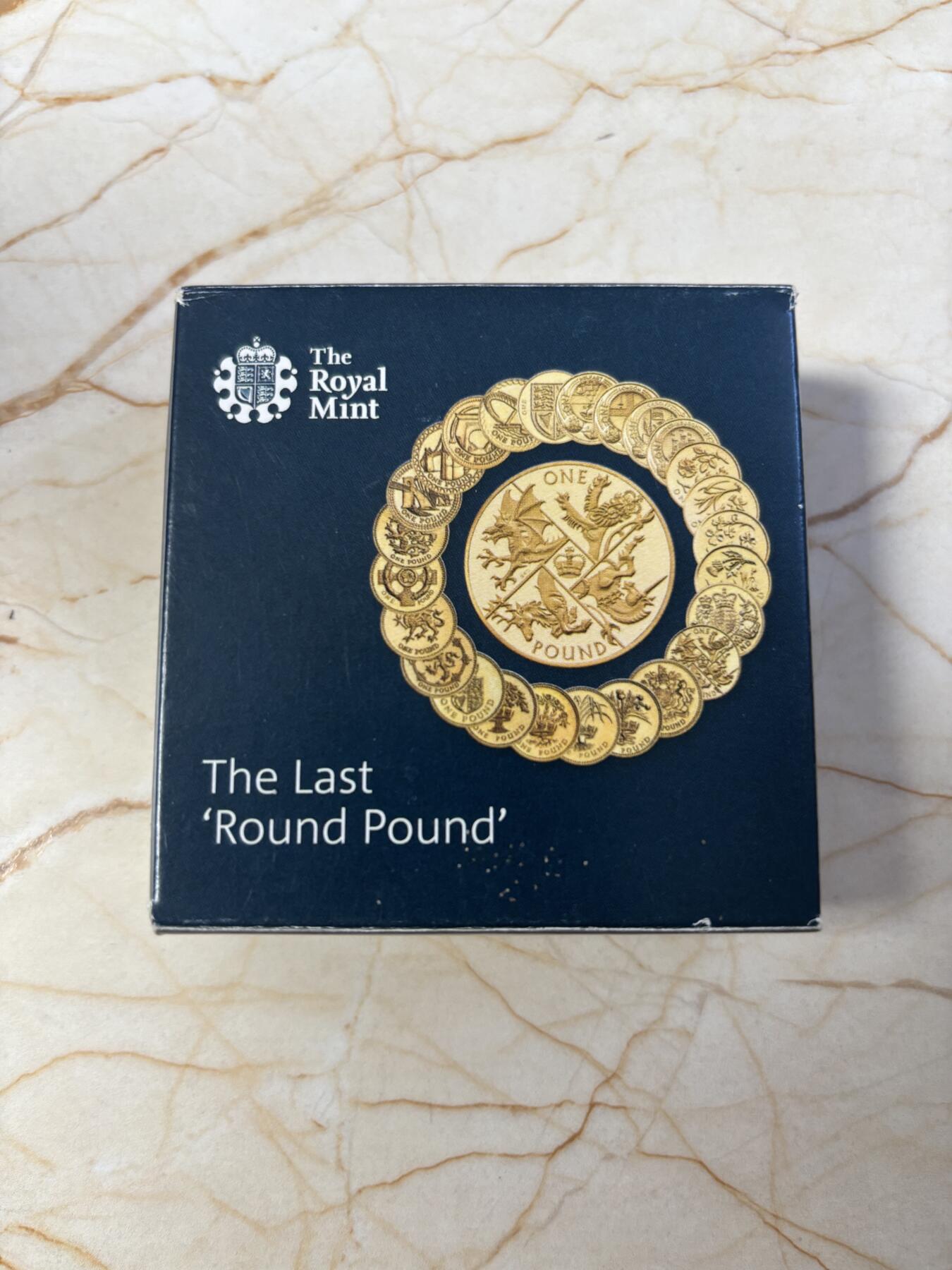 第190期拍卖 英国2016年1英镑系列最后一枚精制纪念银币，9.5克，发行7500枚，有氧化